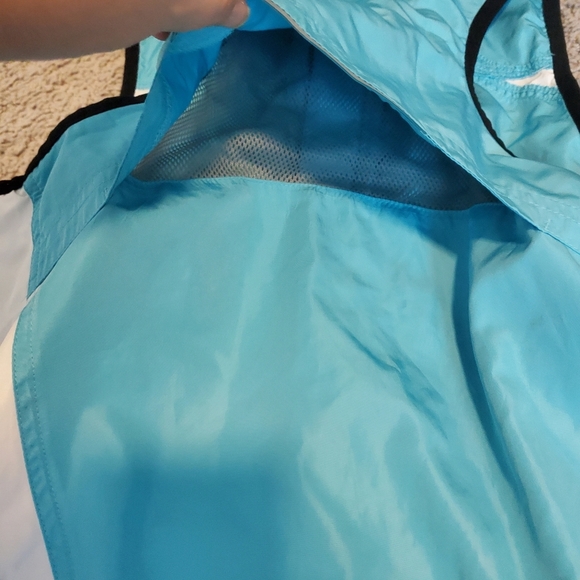 Brooks Running Turquoise And White Sleeveless Zip-Up Vest Size Small - Picture 7 of 12